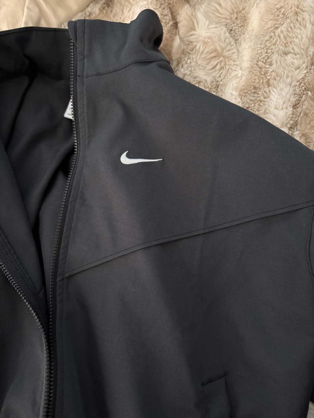 Nike Black Lightweight Full-Zip Windbreaker Jacket - Picture 3 of 5